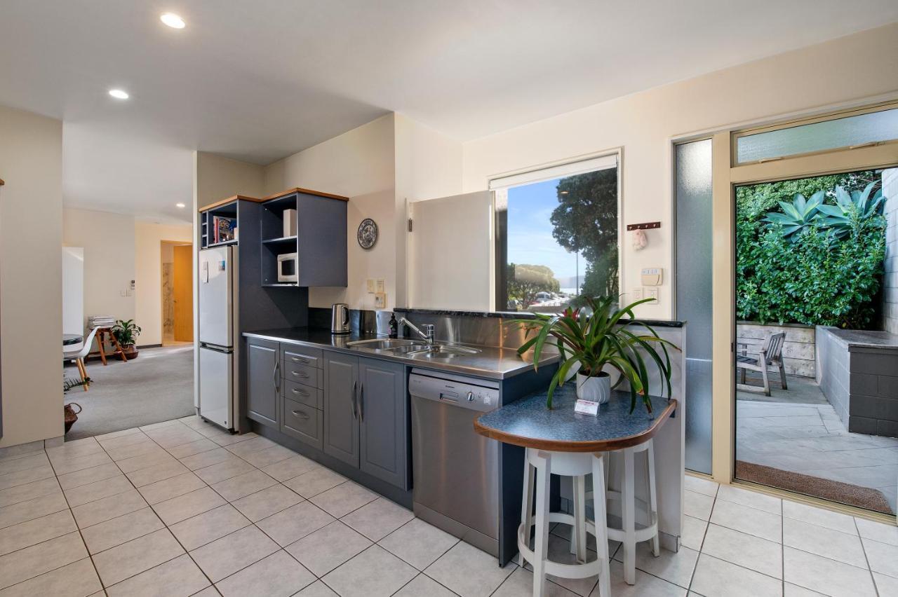 Apartment 4A - By The Beach Paraparaumu Extérieur photo